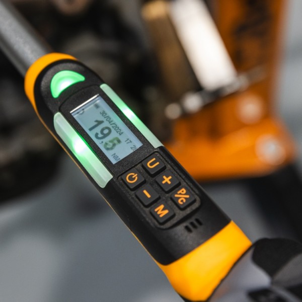 Beta Tools 599DGT-AW Electronic torque wrench, with torque/angle readout and wireless data transmission