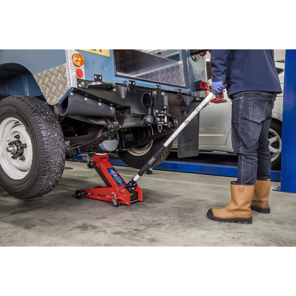 Sealey 3000CXD Automotive Vehicle Standard Chassis Trolley Jack 3 Tonne