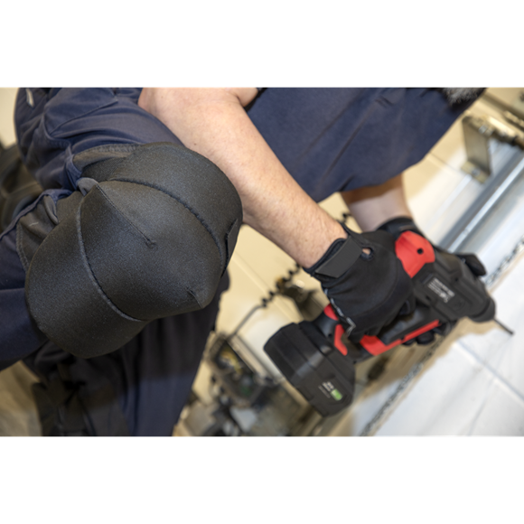 Sealey 9706 Comfort Knee Pads - Pair - Lightweight for comfort with Adjustable straps.